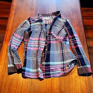 Womens size Small, Old Navy, thin button up, summer/spring flannel.